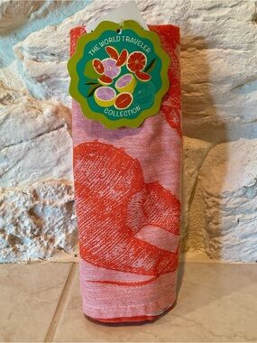 NWT World traveler “PAD” brand 100% cotton towels- set of 2